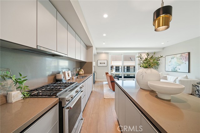 39 S Los Robles Avenue, Pasadena CA: https://media.crmls.org/medias/a0d04f7e-baae-4daf-b29f-4953f46282dd.jpg
