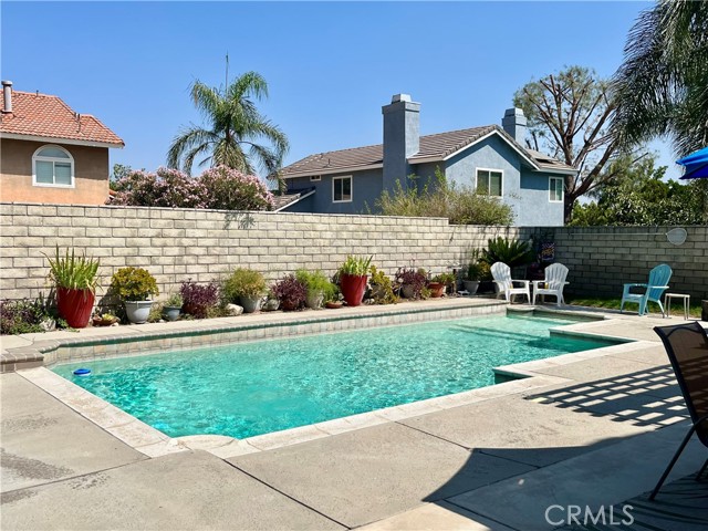Detail Gallery Image 4 of 35 For 5537 Western Ave, San Bernardino,  CA 92407 - 5 Beds | 3 Baths