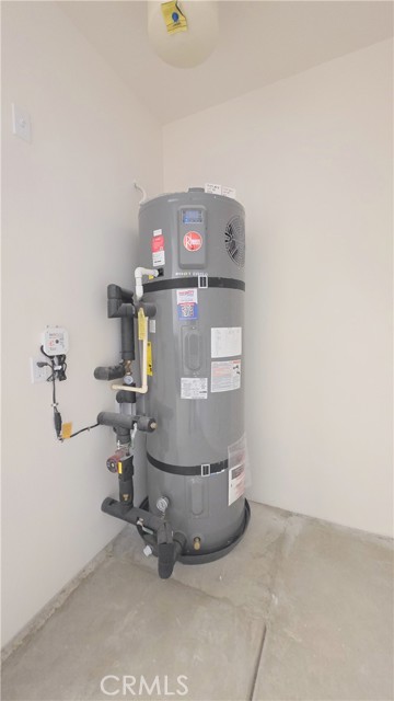 Detail Gallery Image 34 of 39 For 12951 Paradiso Dr #107,  Corona,  CA 92880 - 3 Beds | 3/1 Baths