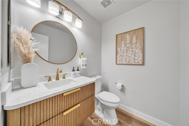 Detail Gallery Image 23 of 44 For 520 Cancha, Newport Beach,  CA 92660 - 3 Beds | 2/1 Baths