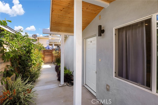 2704 Gates Avenue, Redondo Beach, California 90278, ,Residential Income,Sold,Gates,SB22164603