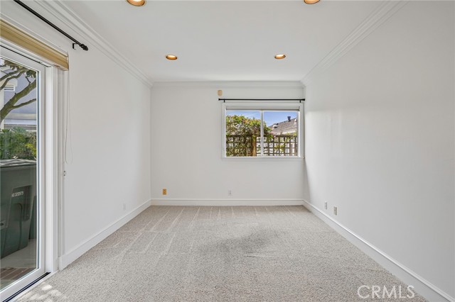 Detail Gallery Image 11 of 20 For 117 Paseo De Granada, Redondo Beach,  CA 90277 - 4 Beds | 3 Baths