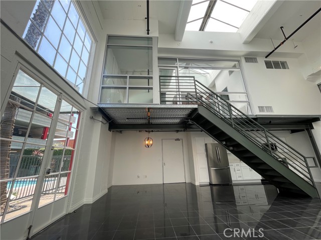 Detail Gallery Image 49 of 75 For 420 S San Pedro St #102,  Los Angeles,  CA 90013 - 2 Beds | 1/1 Baths