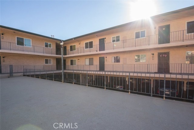 Detail Gallery Image 36 of 38 For 2940 N Verdugo Rd #321,  Glendale,  CA 91208 - 2 Beds | 2 Baths