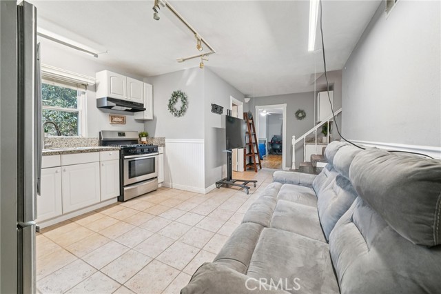 Detail Gallery Image 30 of 52 For 16908 Hillside Dr, Chino Hills,  CA 91709 - 4 Beds | 3/1 Baths