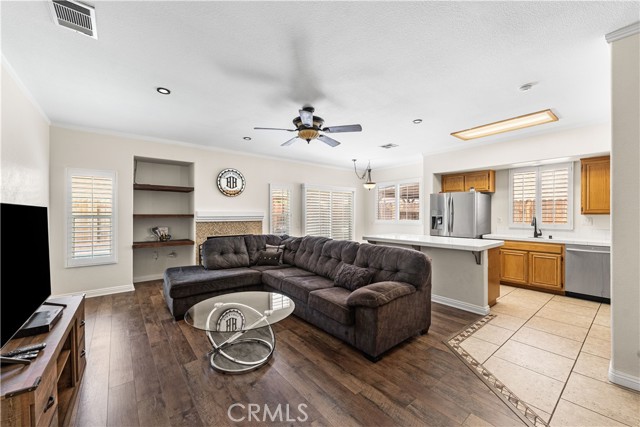 Detail Gallery Image 14 of 44 For 45723 17th St, Lancaster,  CA 93534 - 4 Beds | 2 Baths