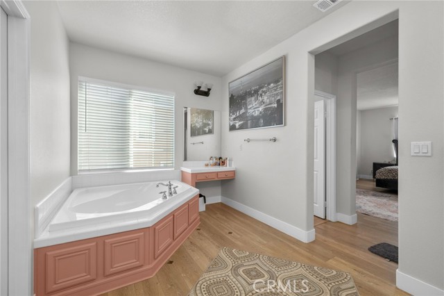 Detail Gallery Image 30 of 35 For 12 Plaza Avila, Lake Elsinore,  CA 92532 - 4 Beds | 3/1 Baths