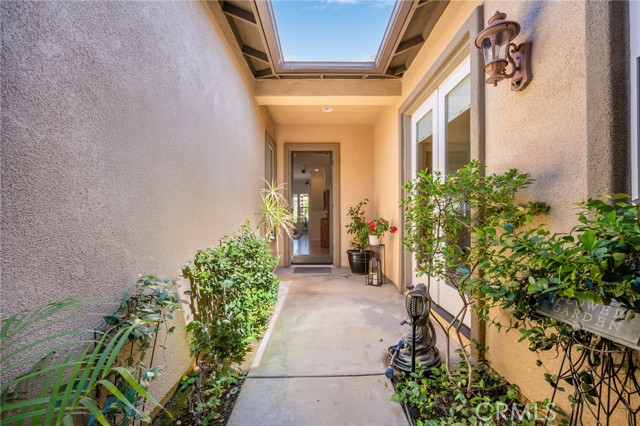 23929 Fawnskin Drive, Corona CA: https://media.crmls.org/medias/a0d6e78d-0356-434c-bff7-e782f6e95a69.jpg