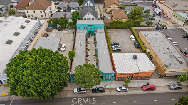 2432 Daly Street, Los Angeles CA: https://media.crmls.org/medias/a0d703a5-08ef-49e1-bd20-8fe4a201b0a2.jpg