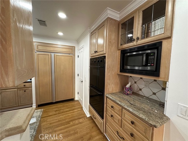 Detail Gallery Image 6 of 27 For 232 Jasmine, Corona Del Mar,  CA 92625 - 3 Beds | 3 Baths