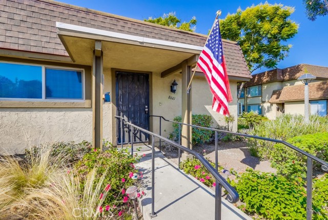 8661 Windsor Circle, La Palma CA: https://media.crmls.org/medias/a0d7358f-315c-461c-b442-ad4460c1a39c.jpg