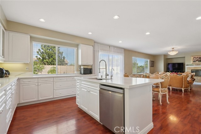 Detail Gallery Image 16 of 73 For 1659 via Sevilla St, Corona,  CA 92881 - 6 Beds | 4 Baths