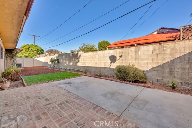 Detail Gallery Image 29 of 50 For 8100 Canby Ave #4,  Reseda,  CA 91335 - 2 Beds | 2 Baths