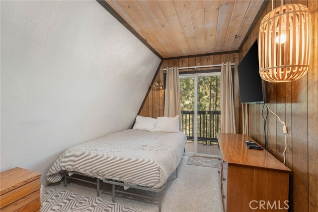 Detail Gallery Image 33 of 48 For 42662 Juniper Dr, Big Bear Lake,  CA 92315 - 3 Beds | 2 Baths