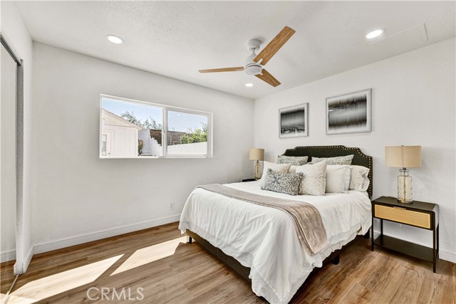 Image 32 of 50 For 17837 San Rafael Street