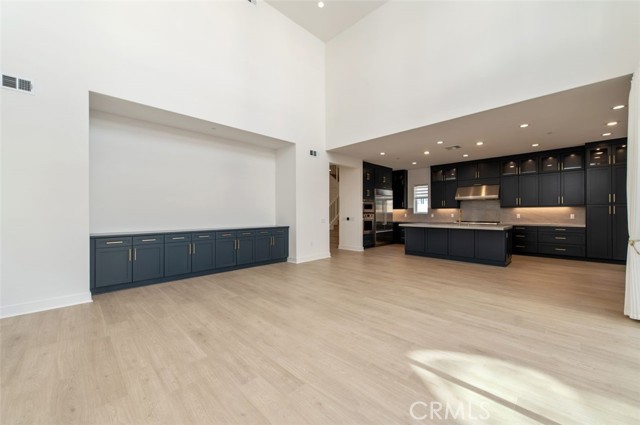 Detail Gallery Image 31 of 36 For 228 Stage, Irvine,  CA 92618 - 5 Beds | 5 Baths