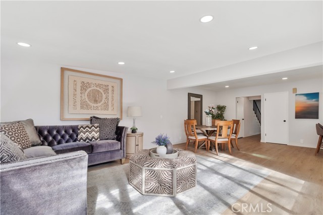 Detail Gallery Image 18 of 38 For 1736 E Oakridge, West Covina,  CA 91792 - 3 Beds | 2/1 Baths