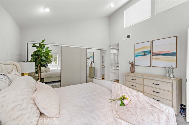 Detail Gallery Image 13 of 21 For 72 Navarre #113,  Irvine,  CA 92612 - 2 Beds | 1/1 Baths