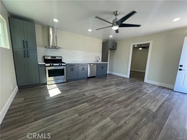 Detail Gallery Image 3 of 7 For 2155 Summit Ave, Altadena,  CA 91001 - 1 Beds | 1 Baths