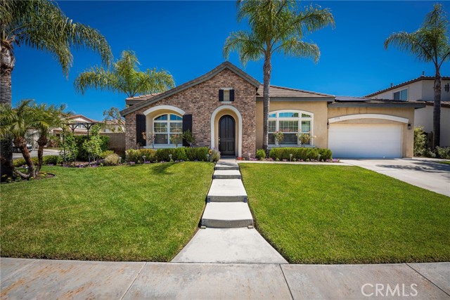 Detail Gallery Image 3 of 53 For 31118 Lilac Way, Temecula,  CA 92592 - 4 Beds | 2/1 Baths