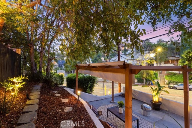 Detail Gallery Image 59 of 64 For 2207 - 2009 Apex Ave, Los Angeles,  CA 90039 - 2 Beds | 2 Baths