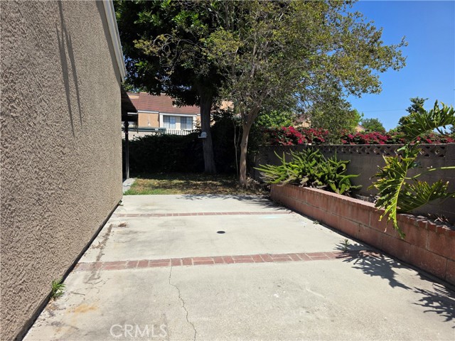 1370 S Oriole Street, Anaheim CA: https://media.crmls.org/medias/a0dc2194-2f06-480b-b007-e28bcc26ac93.jpg