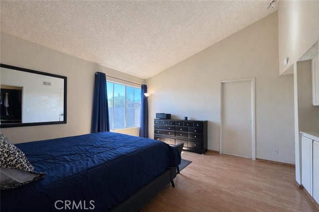 Detail Gallery Image 12 of 26 For 9053 Willis, Panorama City,  CA 91402 - 2 Beds | 2 Baths