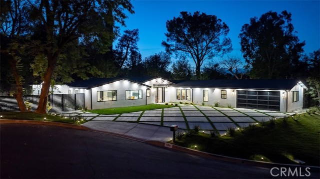 5019 Donna Avenue, Tarzana CA: https://media.crmls.org/medias/a0dcc204-34ef-4c78-908d-2eb93972d909.jpg