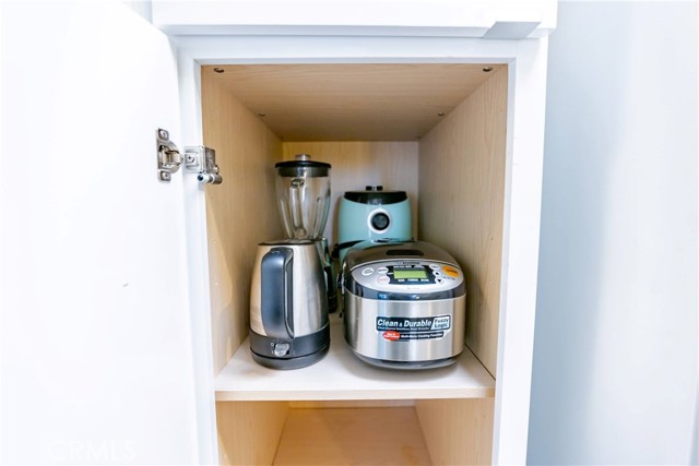 Detail Gallery Image 13 of 31 For 801 S 2nd St #4,  Alhambra,  CA 91801 - 3 Beds | 2 Baths