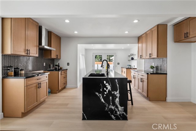 Detail Gallery Image 8 of 29 For 9044 Bigby, Downey,  CA 90241 - 4 Beds | 3 Baths