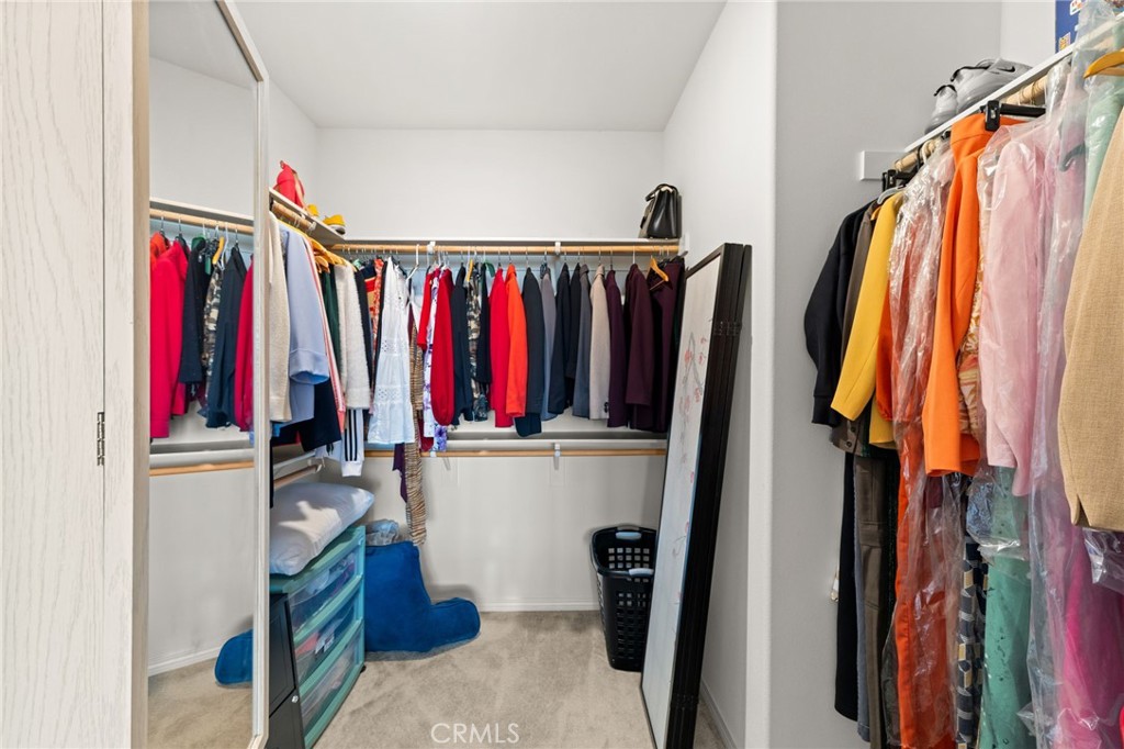 https://media.crmls.org/medias/a0e0199e-cddb-40e7-8016-e0558a31bfac.jpg?preset=X-Large