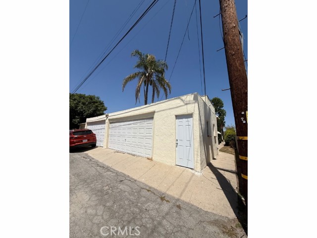 1237 S 3rd Street, Alhambra CA: https://media.crmls.org/medias/a0e025a2-dd7d-45f3-9469-3e9b69eb37b8.jpg