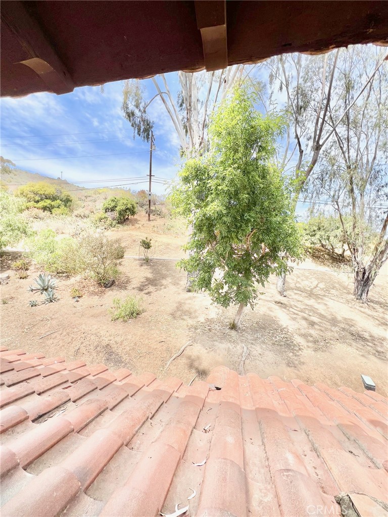 https://media.crmls.org/medias/a0e0a106-4b5e-480d-825e-0b03b53d2112.jpg?preset=X-Large