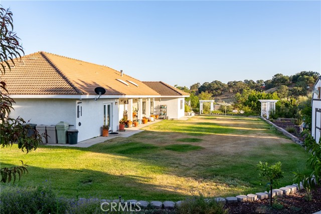 5570 Rancho La Loma Linda Drive, Paso Robles CA: https://media.crmls.org/medias/a0e0fb59-01e6-42fa-8b7e-d877161f8105.jpg