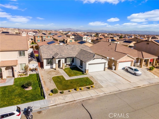 Detail Gallery Image 5 of 39 For 12962 Tehachapi St, Hesperia,  CA 92344 - 4 Beds | 2 Baths