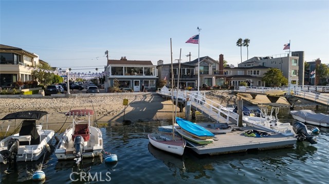 911 N Bay Front, Newport Beach, CA 92662