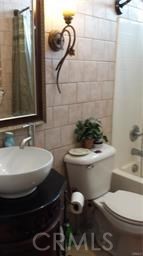 Detail Gallery Image 4 of 17 For 537 Peregrine Ln, San Jacinto,  CA 92582 - 5 Beds | 4 Baths