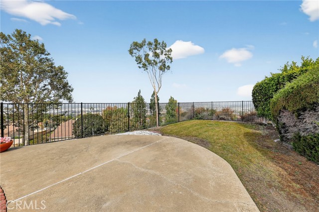 Detail Gallery Image 27 of 54 For 314 Smokeridge Ter, Anaheim Hills,  CA 92807 - 5 Beds | 3 Baths