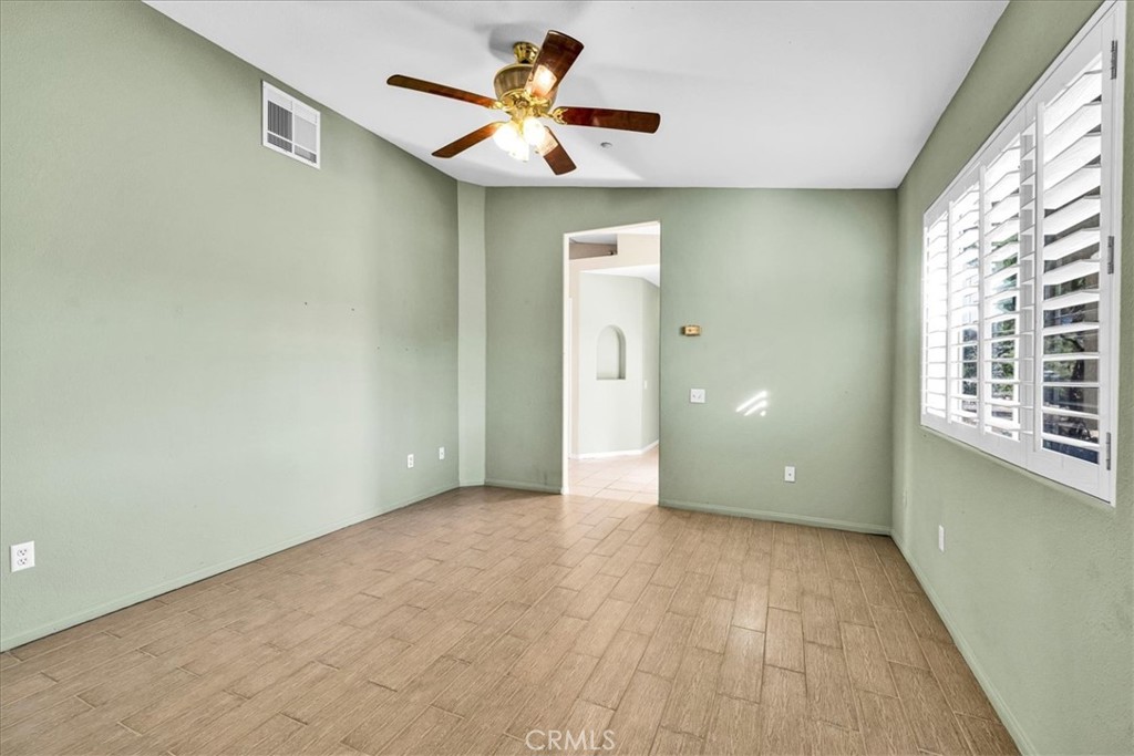 MLS #JT25257381 image #11