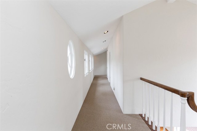 UPSTAIRS HALLWAY LEADING TO BEDROOMS