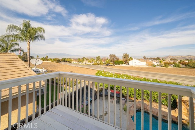 Detail Gallery Image 25 of 43 For 945 Ferndale, Corona,  CA 92881 - 3 Beds | 2/1 Baths