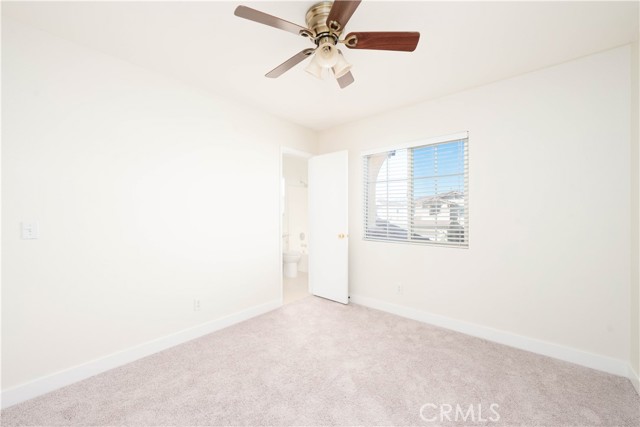 43144 Teramo Street, Temecula CA: https://media.crmls.org/medias/a0e63d51-8e42-418a-a98d-2f3e9d6702b8.jpg