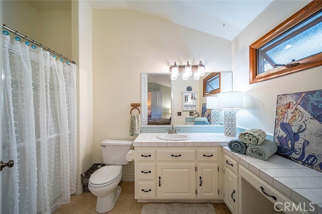 Detail Gallery Image 49 of 71 For 38705 via Del Oso, Temecula,  CA 92592 - 4 Beds | 5/1 Baths