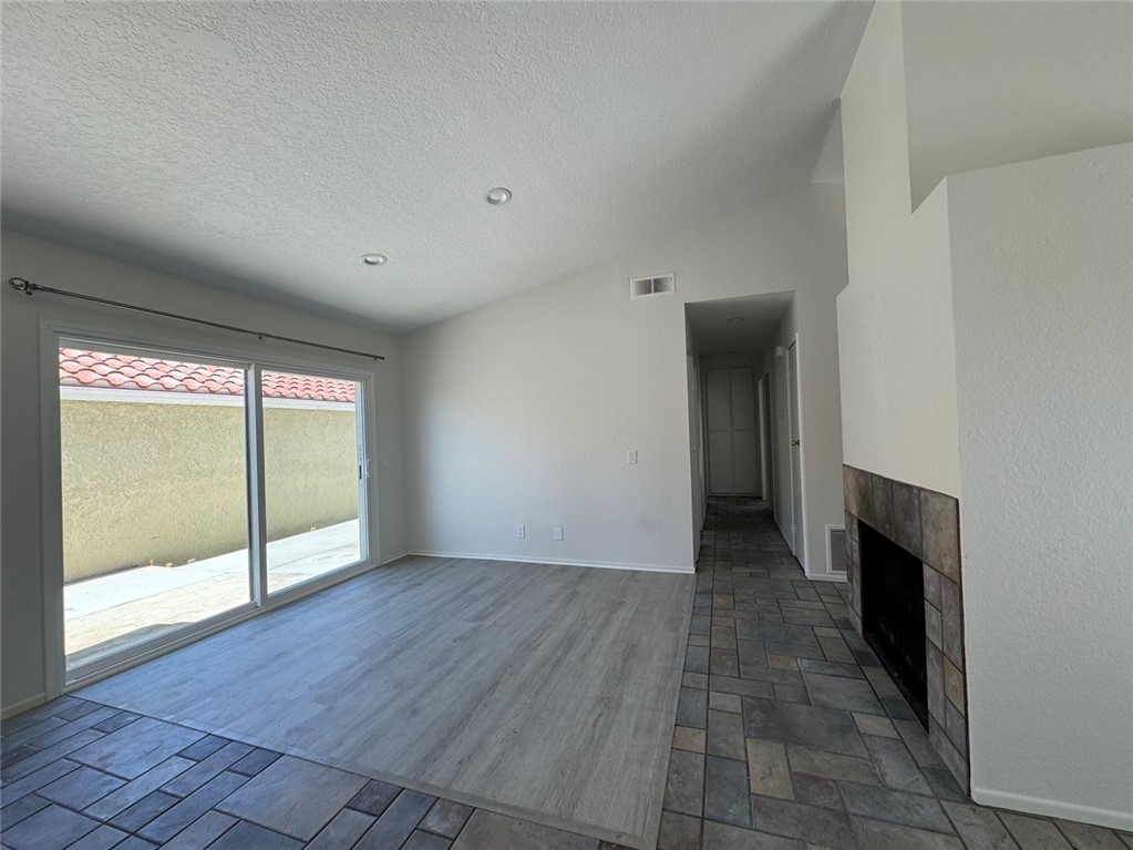 Detail Gallery Image 11 of 19 For 9726 Shaded Wood Ct, Rancho Cucamonga,  CA 91701 - 3 Beds | 2 Baths