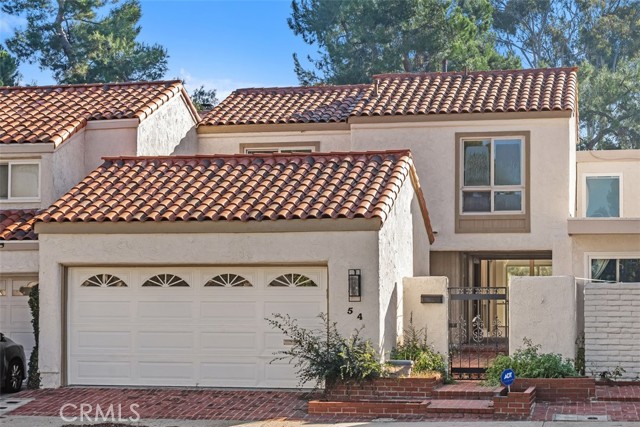 Detail Gallery Image 2 of 40 For 54 Oak Tree Ln, Irvine,  CA 92612 - 4 Beds | 2/1 Baths
