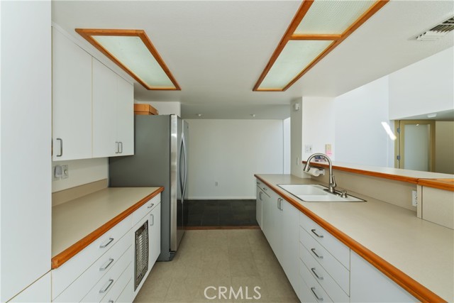 Detail Gallery Image 16 of 75 For 22 Holly Dr, Running Springs,  CA 92382 - 3 Beds | 2/1 Baths