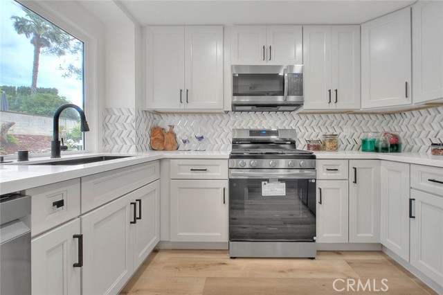 6087 Carol Avenue, Rancho Cucamonga CA: https://media.crmls.org/medias/a0e8d596-80ad-4db2-8df4-3884cdc51a28.jpg