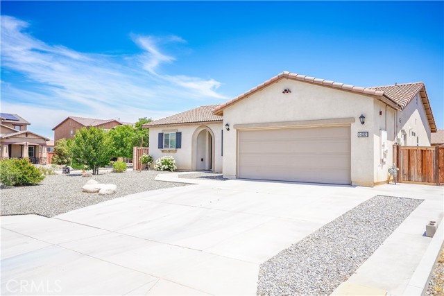 Detail Gallery Image 5 of 37 For 14333 Vincent Way, Adelanto,  CA 92301 - 4 Beds | 2 Baths