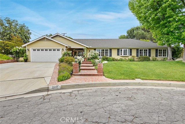 200 Lido Pl, Fullerton, CA 92835