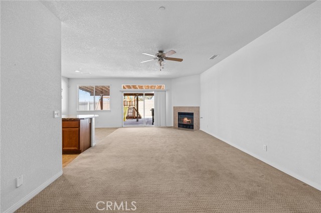 Detail Gallery Image 14 of 46 For 37152 Waltham Pl, Palmdale,  CA 93550 - 4 Beds | 2 Baths